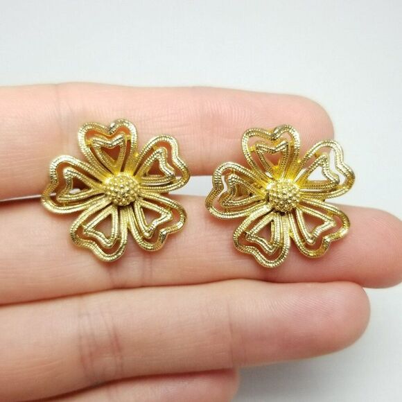 Vintage Lisner Gold Tone Flower Clip On Screw Back Earrings, Signed Estate - Picture 7 of 7